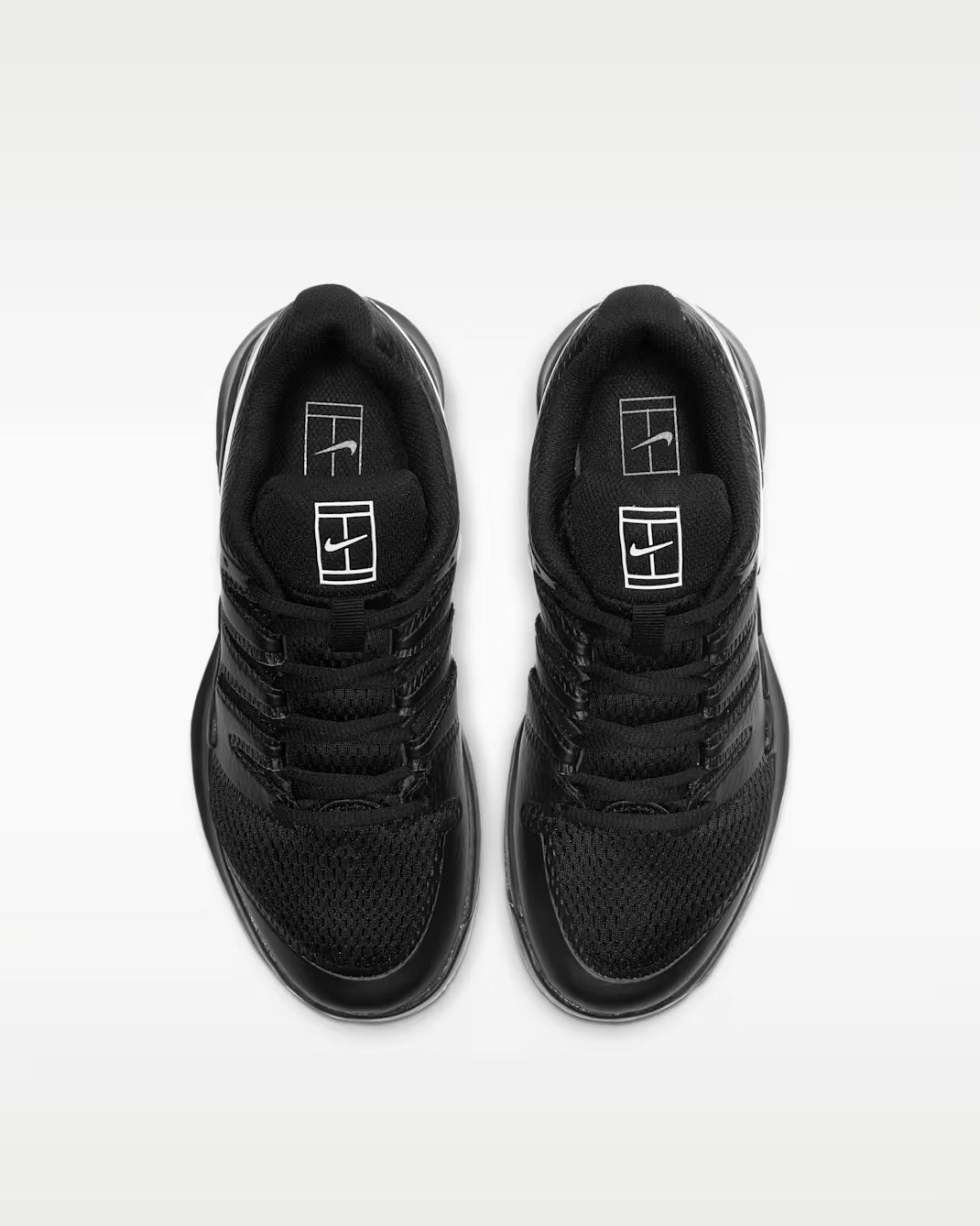 NikeCourt Jr. Vapor X