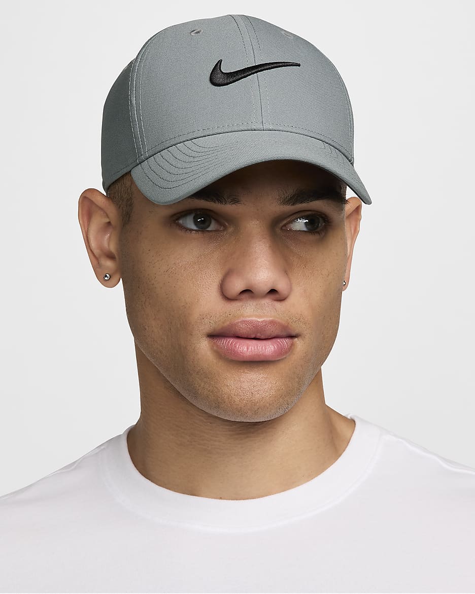 Nike Dri-FIT Club